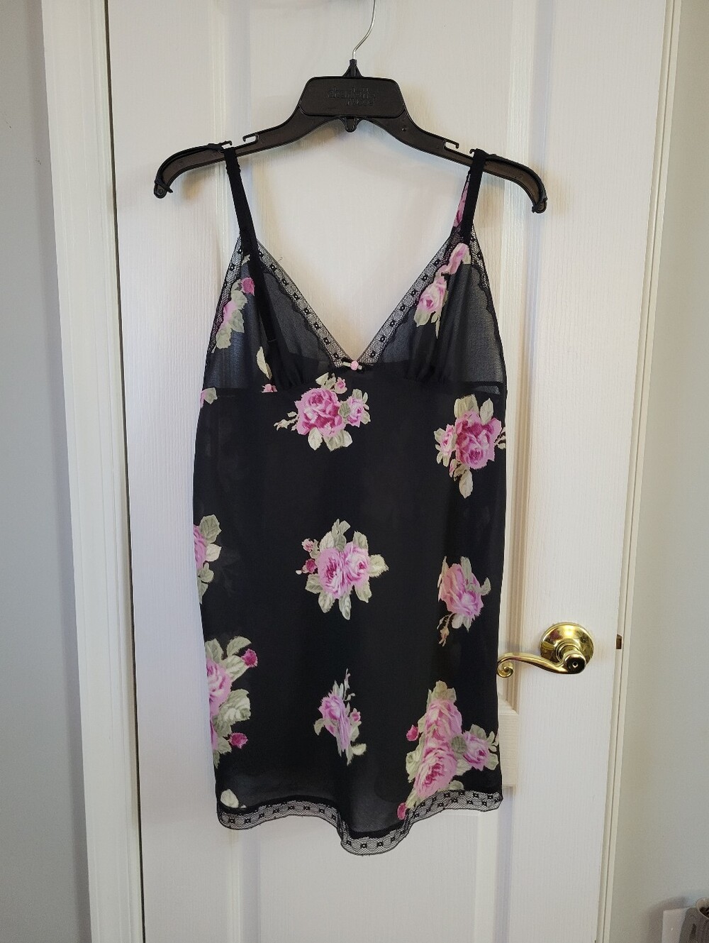 ​Oscar de la Renta Pink Label Black Pink Rose Floral Lace Slip Chemise Medium